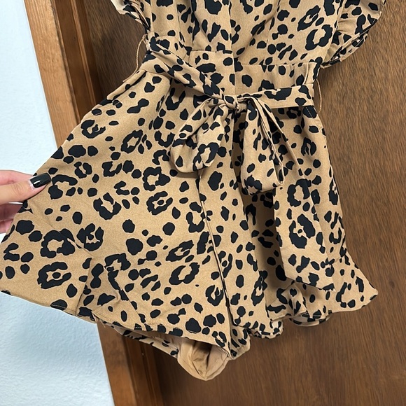 Lovers And Friends Jumpsuit - Picture 5 of 9